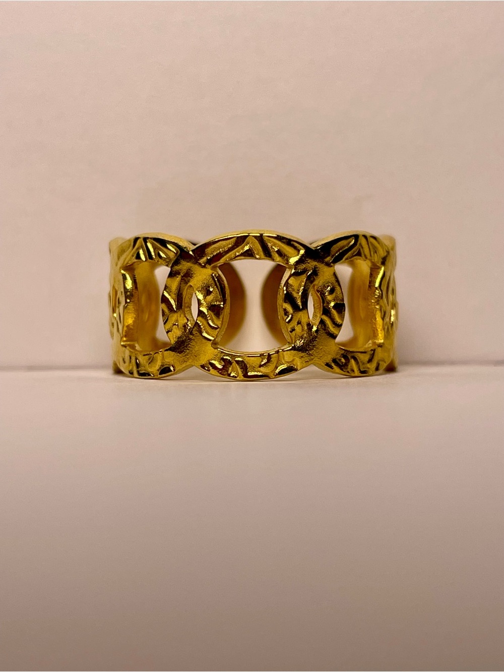 Gold Cut Link Ring
